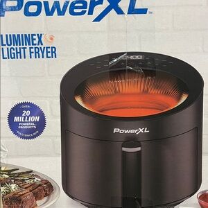 Power XL  Luminex Light Fryer family size 5.3 Qt nib 2- year Manf warr..